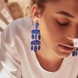 ❌SOLD❌Kendra Scott Emmett Cobalt Blue Earrings